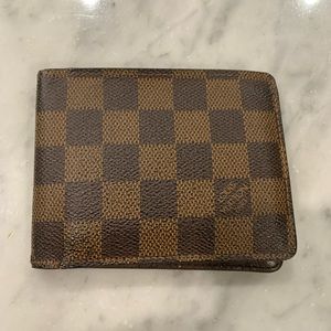 Louis Vuitton Multiple Wallet in Good Condition